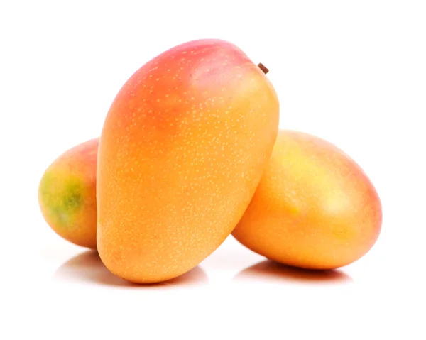 Кучка фруктов манго — стоковое фото