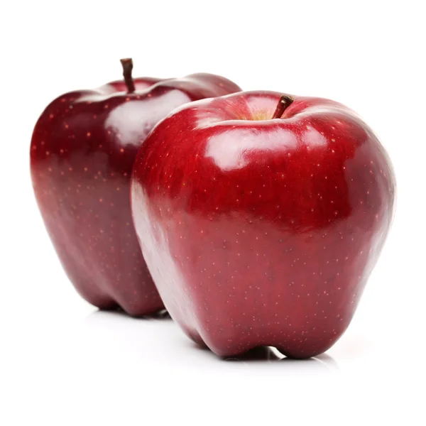 Beyaz üzerine izole kırmızı elmalar — Stok fotoğraf