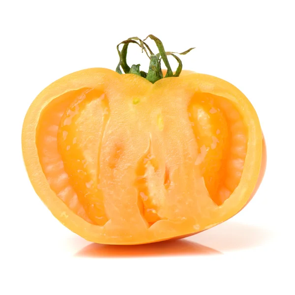 Čerstvá žlutá rajčata na bílém pozadí — Stock fotografie