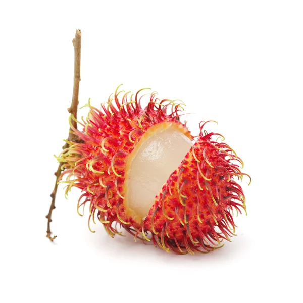 Beyaz arkaplanda rambutan — Stok fotoğraf