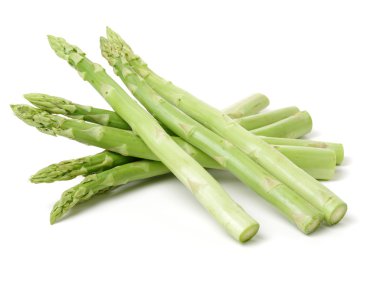 Kuşkonmaz üzerinde beyaz backgroundasparagus üzerinde 