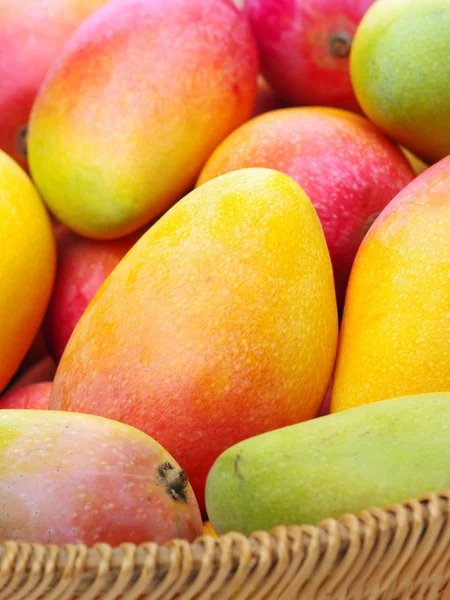 Pile of mangos close up — Stock Photo, Image