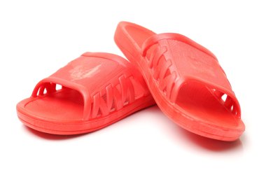 beyaz zemin üzerine terlik.