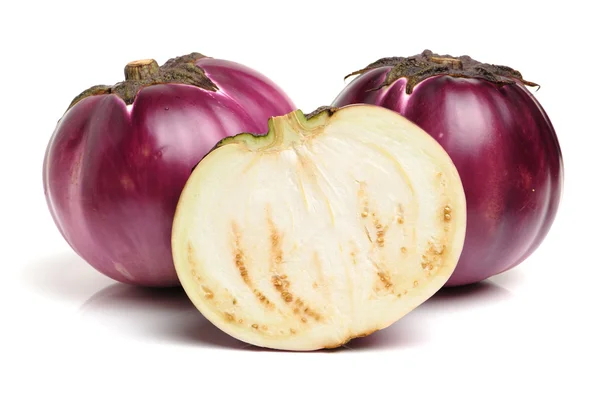 Färska aubergine — Stockfoto