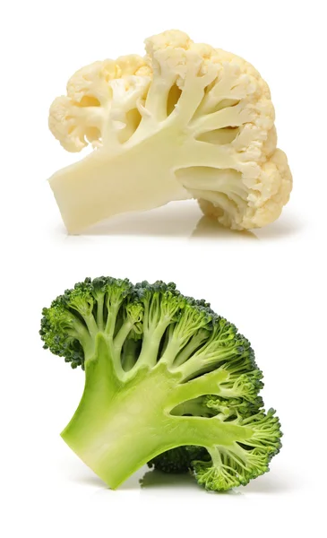 Cauliflower and broccoli pieces — Stock Photo, Image