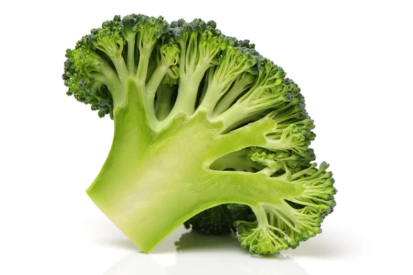 Broccoli isolerad på vit bakgrund — Stockfoto