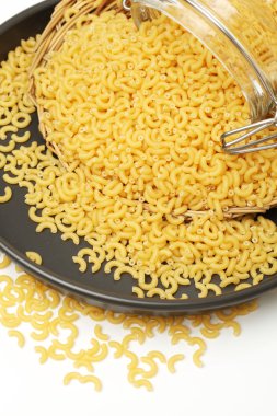 pişmemiş makarna çeşitleri