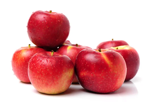 Čerstvá červená jablka — Stock fotografie