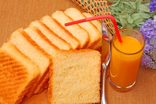 Delicioso pan de desayuno —  Fotos de Stock