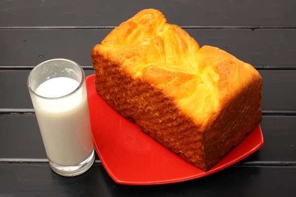 Delicioso pão de pequeno-almoço — Fotografia de Stock