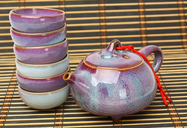 Teapot and teacups — Stock Photo, Image