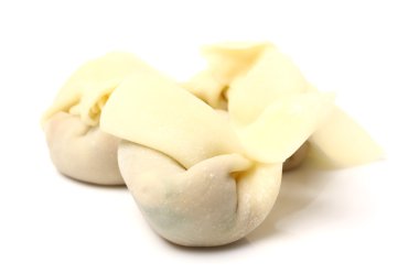 Üç beyaz wontons