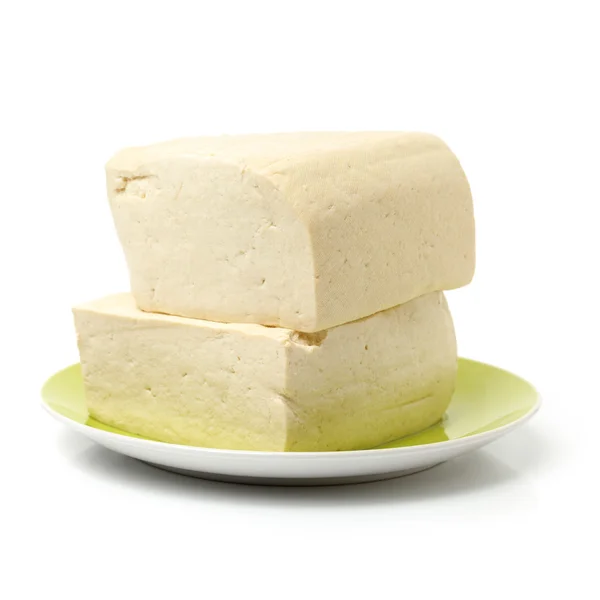 Tofu och ärtor på vit — Stockfoto