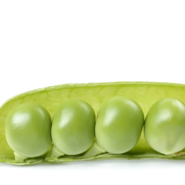 在白色的新鲜豌豆 — 图库照片