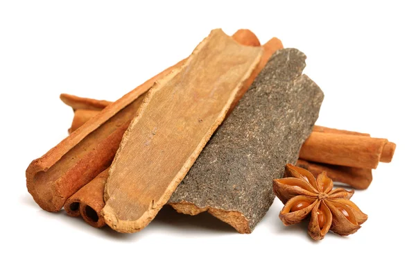 Star anise and Dry cinnamon sticks — Stock Photo, Image