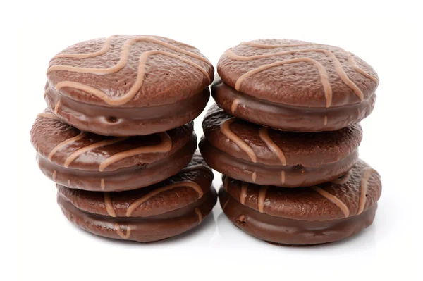 Choklad cookies på vit — Stockfoto