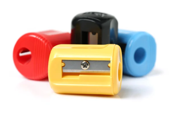 Kleurrijke sharpeners op wit — Stockfoto