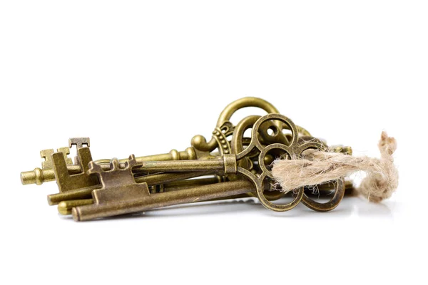 老黄铜钥匙 — 图库照片