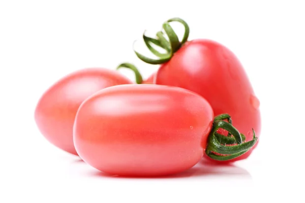 Três tomates vermelhos frescos — Fotografia de Stock