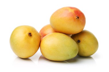 Taze mango yığını