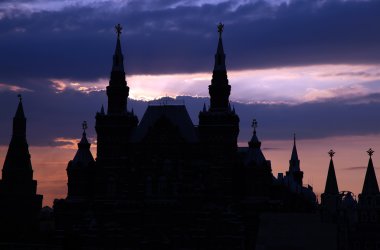 Tarih Müzesi Moskova'da üzerinde dramatik günbatımı