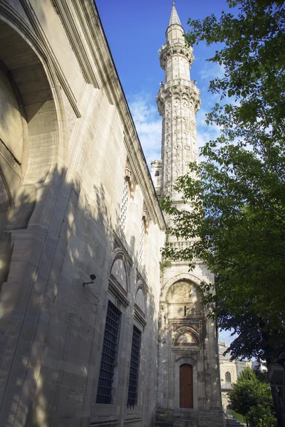 Istanbul'da cami — Stok fotoğraf