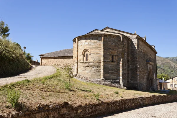 Abside da Igreja de Santiago em Villafranca del Bierzo . — Fotografia de Stock