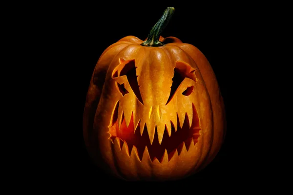 Ijesztő Halloween tök, elszigetelt fekete — Stock Fotó