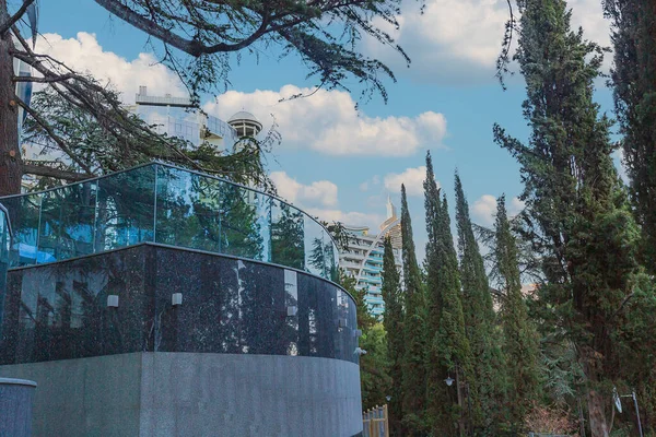 Yalta Her Zaman Güzeldir Yeni Modern Binalar Organik Olarak Doğal — Stok fotoğraf
