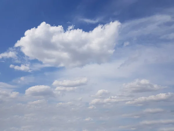 Clouds Various Configurations White Pink Thunderstorm Dark Sunset Cirrus Cumulus — Stock Photo, Image