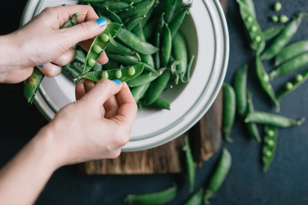 Guisantes verdes frescos — Foto de Stock