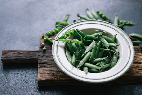 Guisantes verdes frescos — Foto de Stock