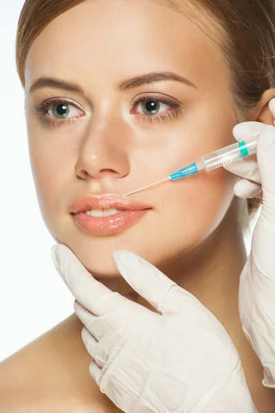 Botox injectie aan de lippen — Stockfoto