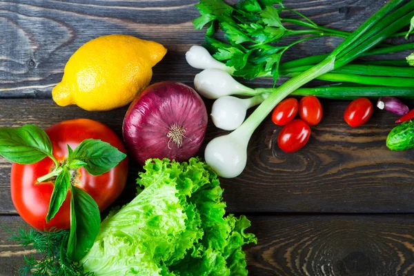 Fresh organic vegetables — Stock Photo, Image