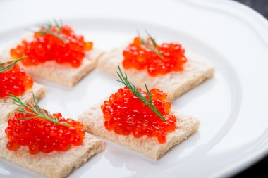 Kızıl somon havyar