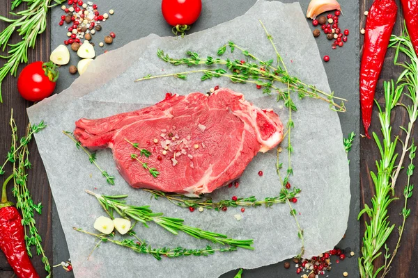 Carne fresca crua Bife — Fotografia de Stock