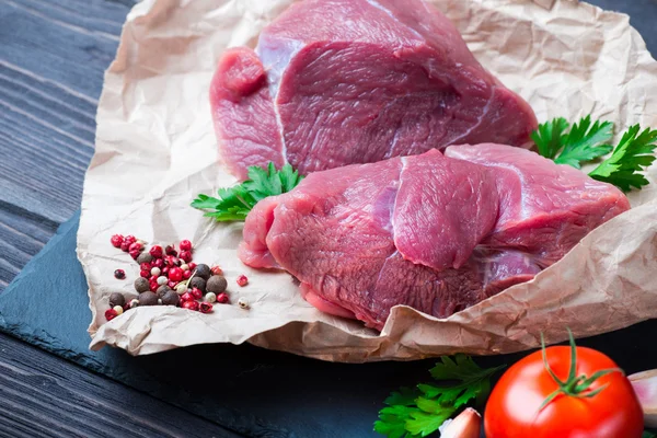 Carne fresca em bruto — Fotografia de Stock