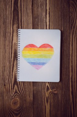 Çizim gökkuşağı kalp
