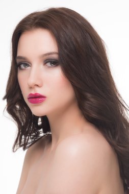 makyaj ve saç modeli ile kadın