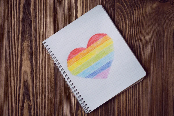 Desenho coração arco-íris — Fotografia de Stock