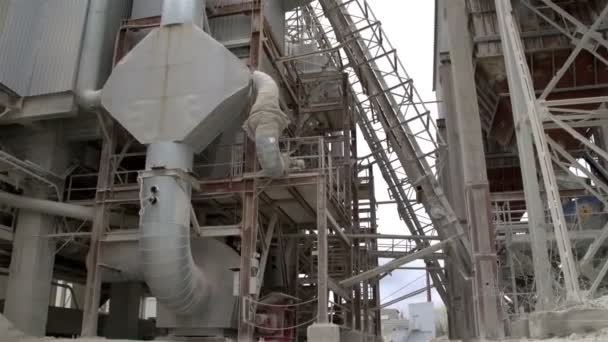 Limestone factory — Stock Video