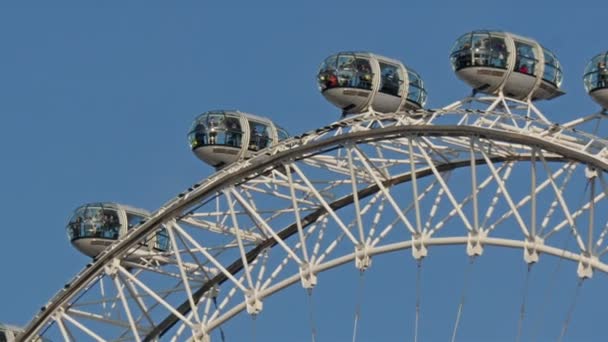 Oog op de London Eye — Stockvideo