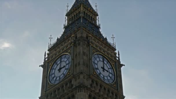 Blick auf den Big Ben in London — Stockvideo