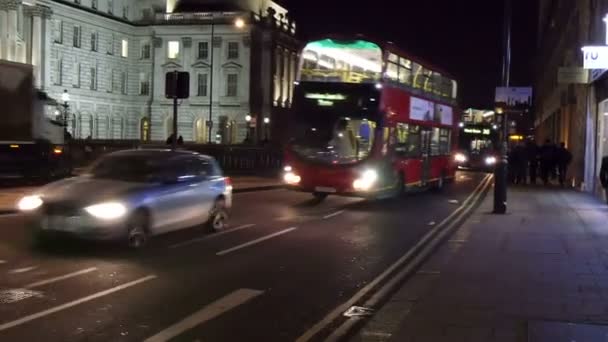 伦敦街头的汽车 — 图库视频影像