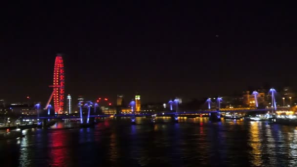 Vista nocturna del London Eye — Vídeos de Stock