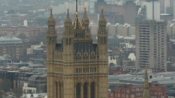 Um dos edifícios mais altos de Londres — Vídeo de Stock