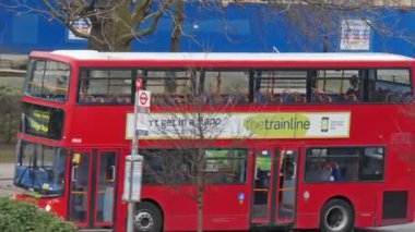 Londra'nın kırmızı otobüs