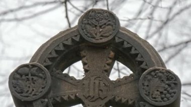 Mezar taşları ve mezar taşları