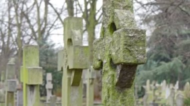 Mezar taşları ve mezar taşları