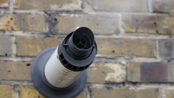 Une vapeur sortant d'une ventilation — Video